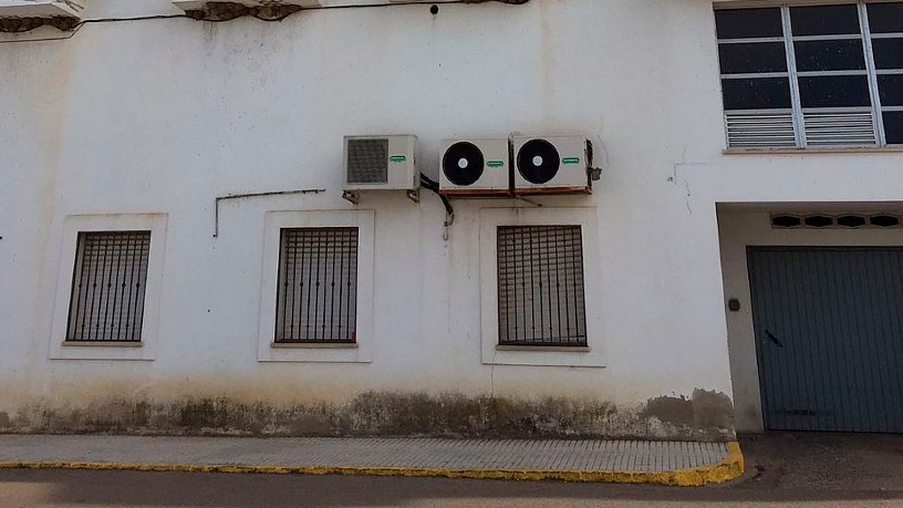 Parking space on street Cuesta De La Fuente, Castuera