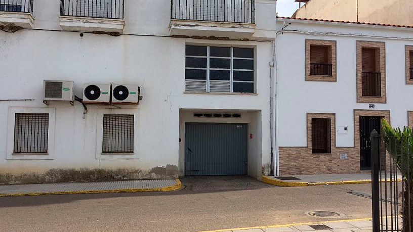 Parking space on street Cuesta De La Fuente, Castuera