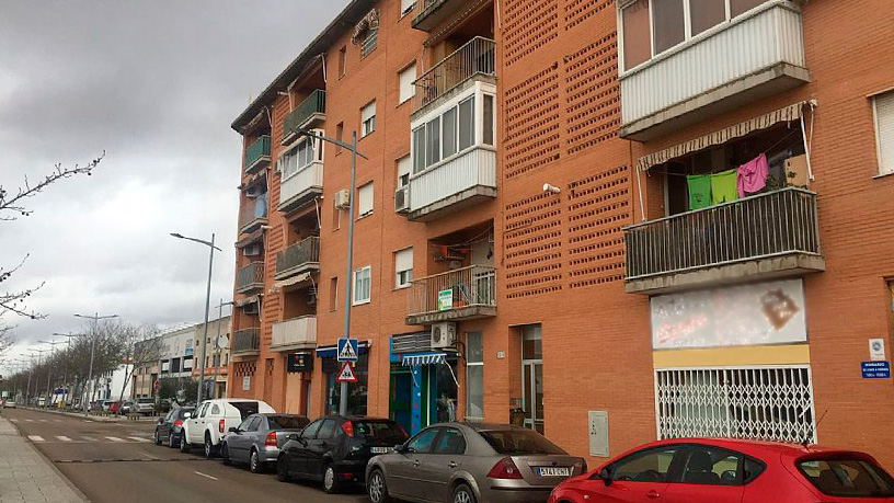 Parking space on avenue Hernan Cortes, Villanueva De La Serena