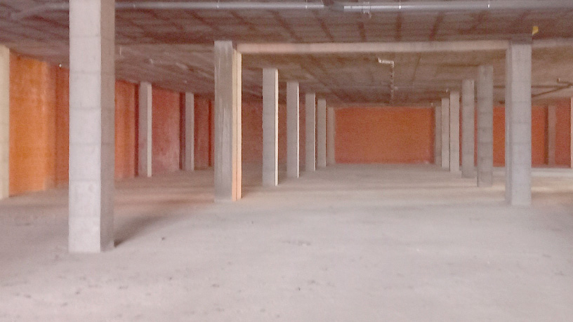 1016m² Commercial premises on avenue De Los Cameranos, Zafra, Badajoz