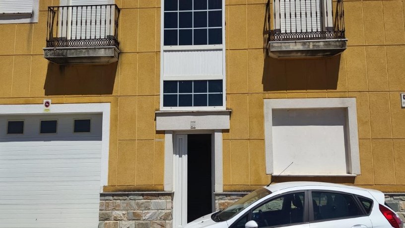 Local/Oficina de 139m² en calle Rosalia De Castro, Puebla De La Calzada, Badajoz