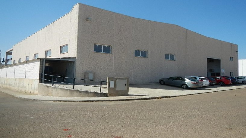 Entrepôt/Entrepôt de 351m² dans rue Zafra, Lobón, Badajoz