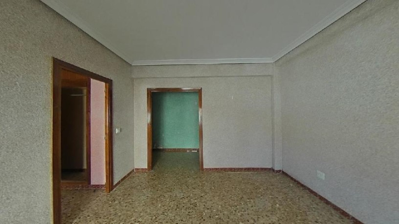 123m² Flat on street El Cura, Casar De Cáceres, Cáceres