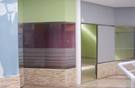 Local comercial de 60m² en avenida España, Cáceres