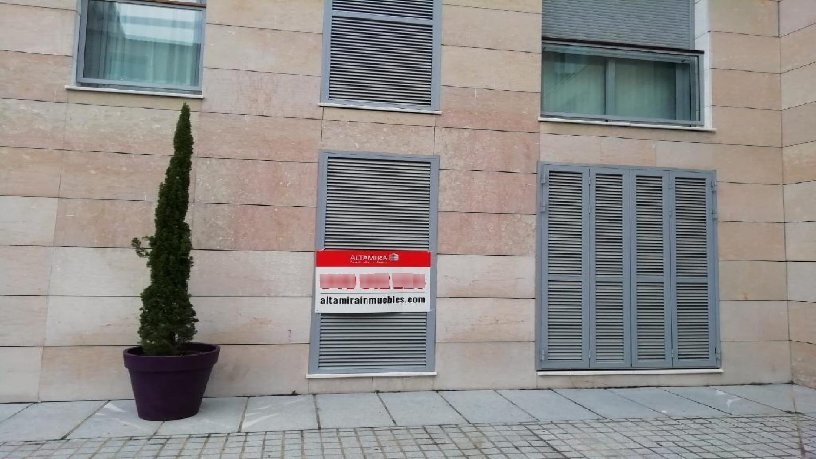 Trastero de 38m² en calle Margallo, Cáceres