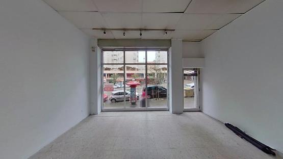 Commercial premises  in round Outeiro, Coruña (A)