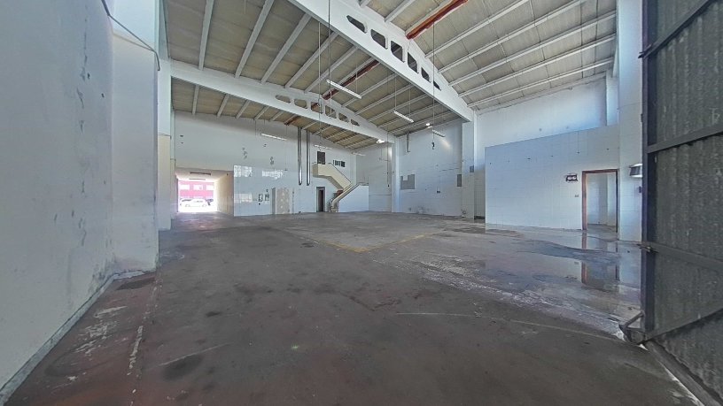 Nave industrial de 632m² en calle Gonzalo Navarro, Narón, A Coruña