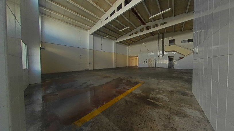 632m² Industrial unit on street Gonzalo Navarro, Narón, A Coruña