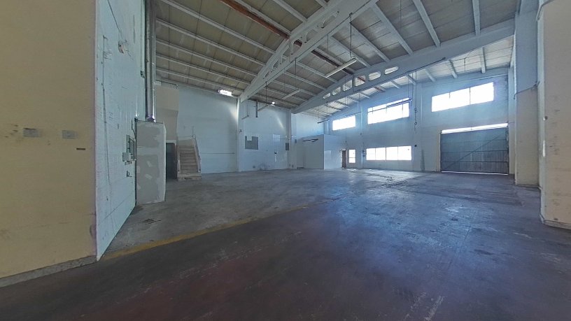 Nave industrial de 632m² en calle Gonzalo Navarro, Narón, A Coruña