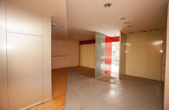 Local comercial de 86m² en plaza Europa, C.c Área Central, Santiago De Compostela, A Coruña