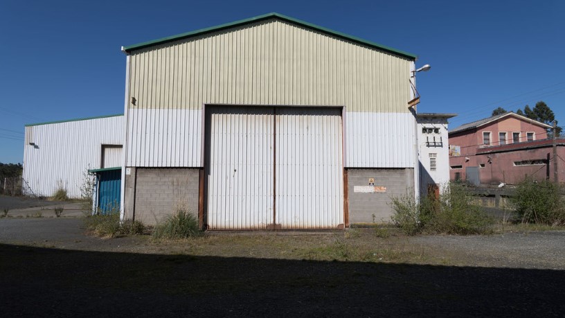 Entrepôt industriel de 1575m² dans rue Benito Vicetto,s/n, Oleiros, A Coruña