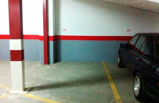 Parking space on street Reverendo Alvarez Cabeza, Coruña (A)