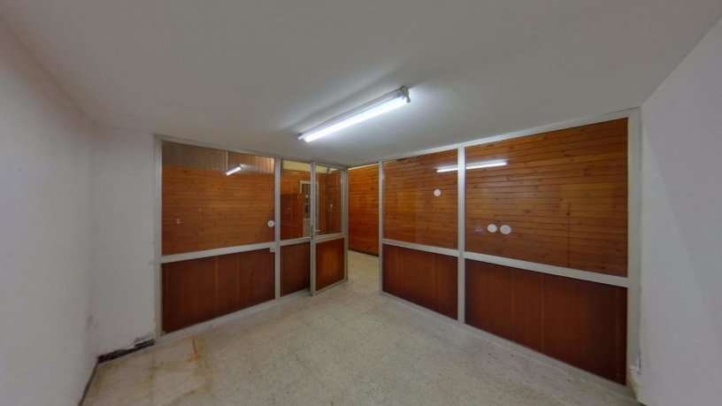 Local comercial de 236m² en calle Santo Tomas, Coruña (A), A Coruña