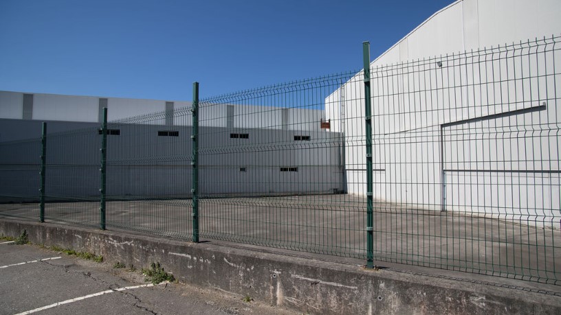 Nave industrial de 5685m² en avenida Francisco Yañez Badia, Mugardos, A Coruña