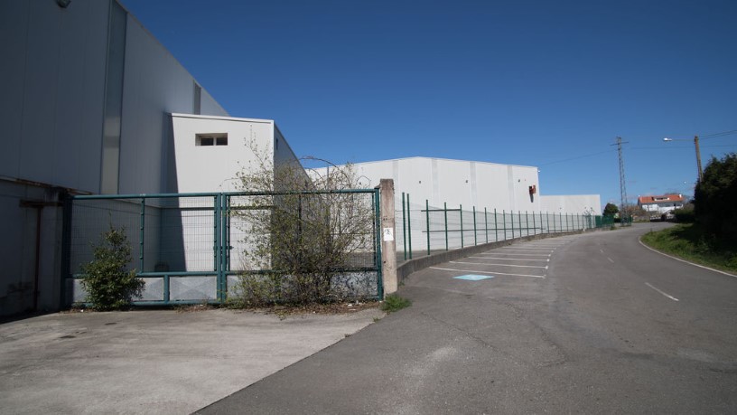 Entrepôt industriel de 5685m² dans avenue Francisco Yañez Badia, Mugardos, A Coruña
