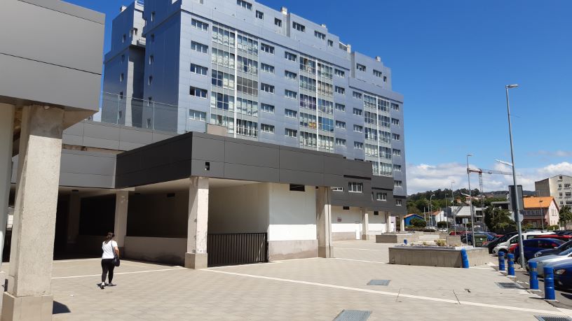 Local comercial de 563m² en calle A Garda Sn, Narón, A Coruña