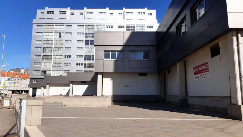 Local comercial de 563m² en calle A Garda Sn, Narón, A Coruña