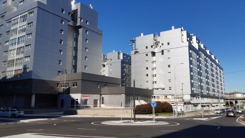 Local comercial de 335m² en calle A Garda Sn, Narón, A Coruña