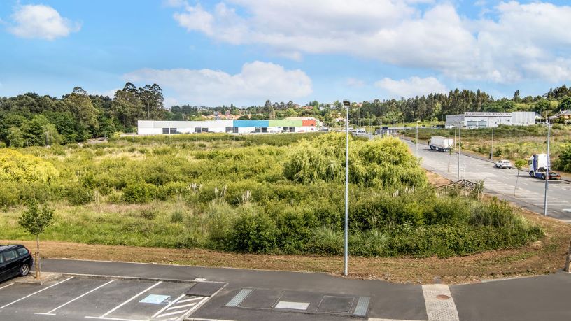 Terrain urbain de 4846m² dans rue Salnes Parcela 5.1b, Oleiros, A Coruña