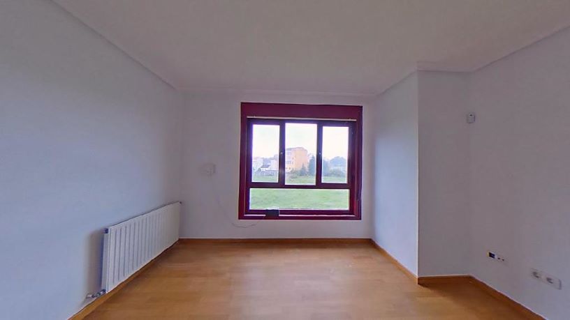 Appartement de 122m² dans rue Cangas, Narón, A Coruña