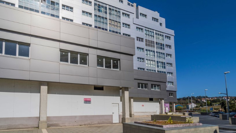 Oficina de 1504m² en calle Guarda, Narón, A Coruña