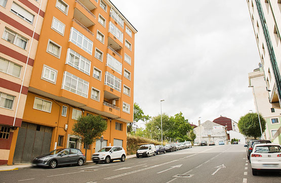 Plaza de garaje de 147m² en calle Pomar, Lugo