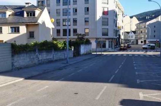 Terrain urbain de 583m² dans rue Castelao, Burela, Lugo