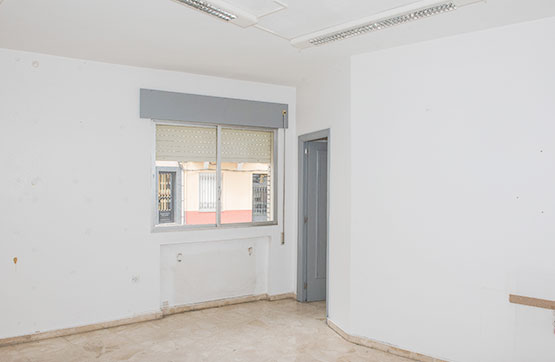 Local comercial de 125m² en camino Entoma, Carballeda De Valdeorras, Orense