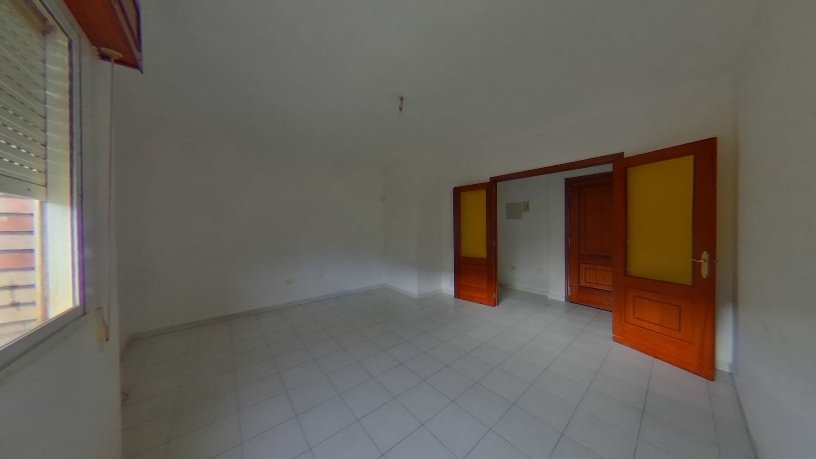 47m² Flat on street De La Iglesia Sn, Carballeda De Valdeorras, Orense