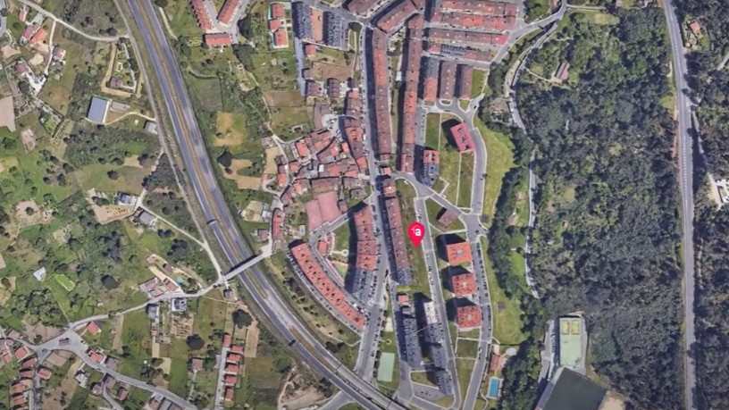 Suelo urbano de 92m² en avenida Celanova. Ar, Barbadás, Orense