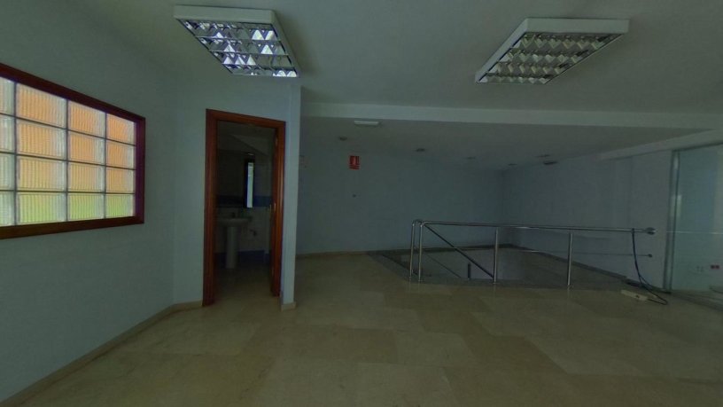 101m² Commercial premises on avenue Camelias, Vigo, Pontevedra