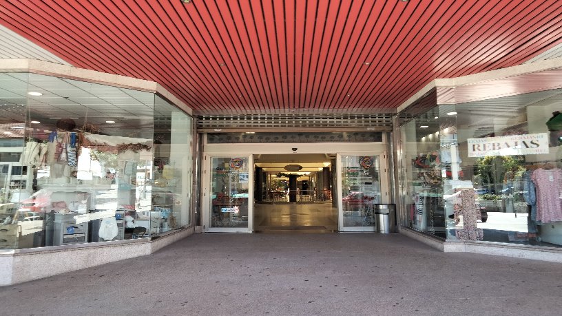 Local comercial de 53m² en avenida Manuel Lemos, C.c.ramallosa Siglo Xxi, Nigrán, Pontevedra