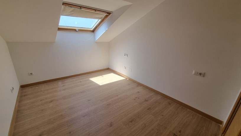 Piso de 92m² en calle A Revolta Nº 26b, Sanxenxo, Pontevedra