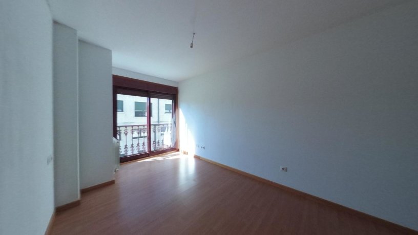 Piso de 143m² en calle Rua, Moraña, Pontevedra