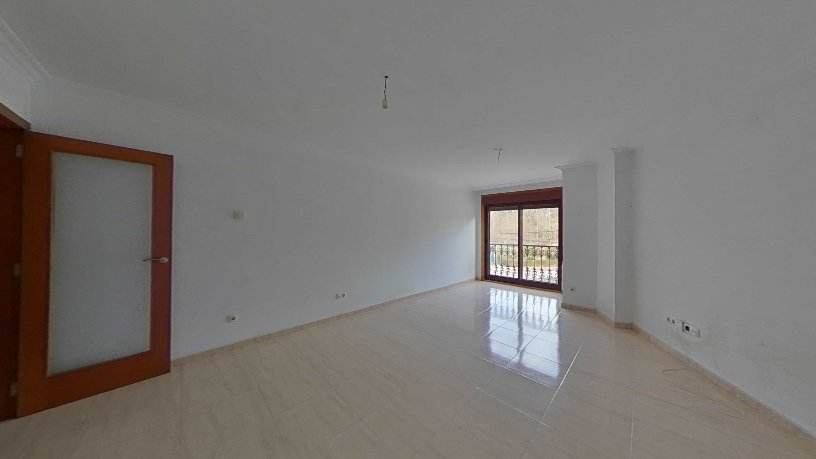 Piso de 147m² en calle Rua, Moraña, Pontevedra