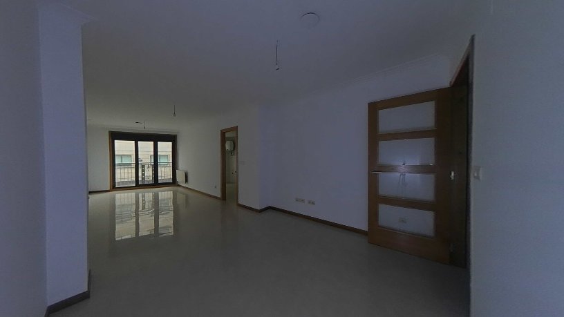 Piso en venta en calle Lamazanes, Ponteareas, Pontevedra