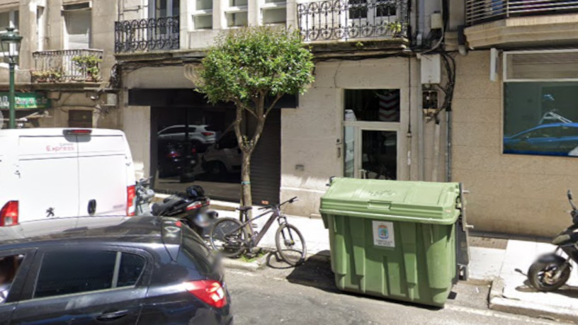 Local comercial de 70m² en calle Ecuador, Vigo, Pontevedra