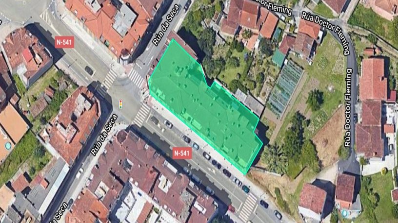 Local comercial de 264m² en calle José Malvar Figueroa, Pontevedra