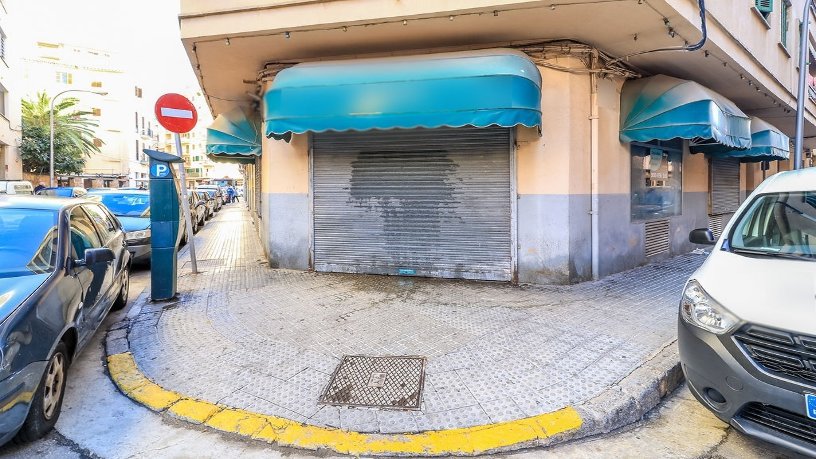 Local comercial de 720m² en calle Reina Contanca 13 Bajo, Palma, Baleares