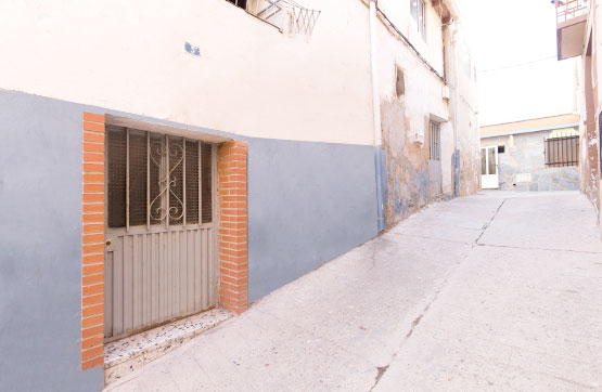 House  in street Escuadra, Autol