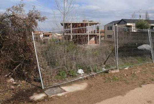 Developable land  in street Danzadores (Los), Medrano