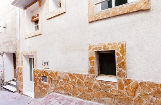 House on street Mayor, Igea