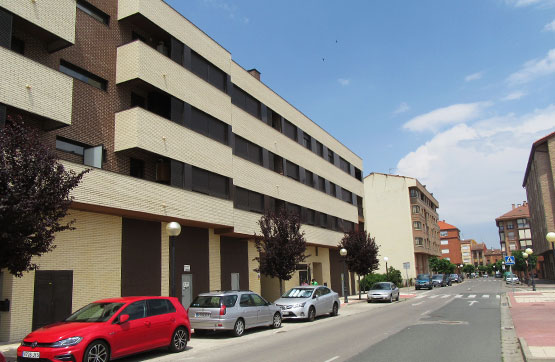 Parking space  on street Winnenden, Santo Domingo De La Calzada