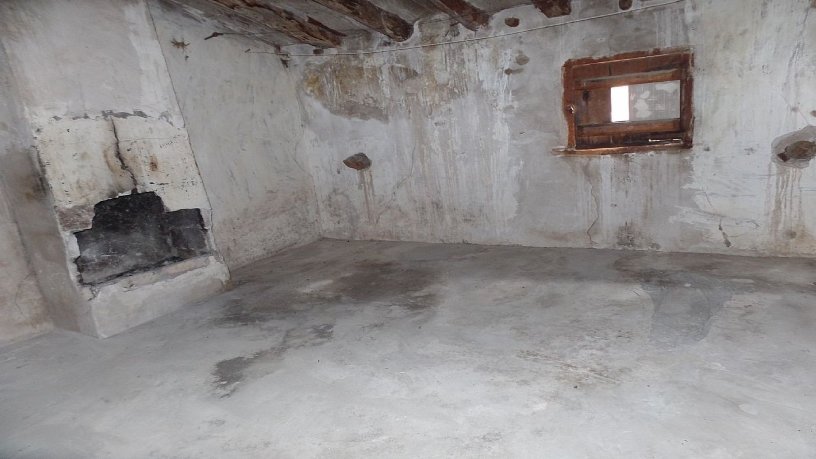 Chalet en calle Rosal, Autol