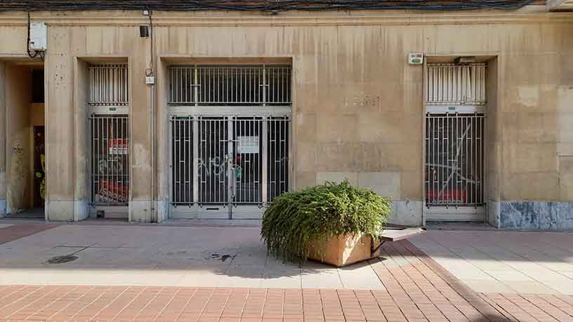 Local comercial de 180m² en calle Presidente Calvo Sotelo, Logroño, La Rioja