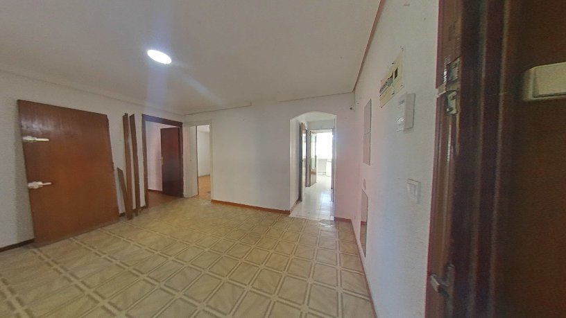 Appartement de 71m² dans rue Bujalance, Madrid