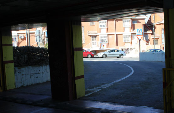 Parking space on street Groenlandia, Getafe