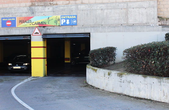 Parking space on street Groenlandia, Getafe