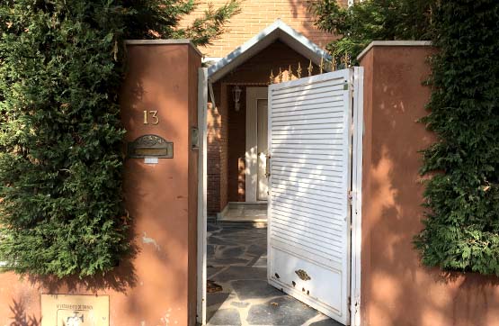 Chalet de 330m² dans rue Antonio Machado, Griñón, Madrid