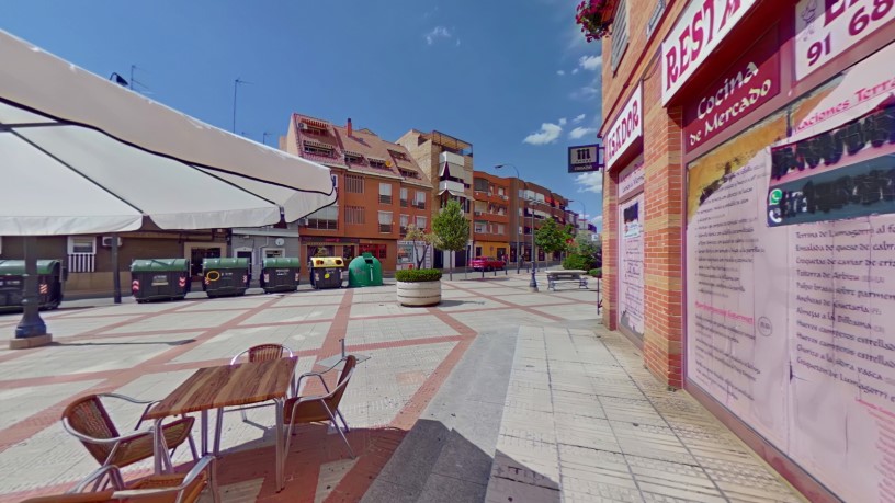Local comercial de 71m² en calle José Barrilero Local 12, Getafe, Madrid
